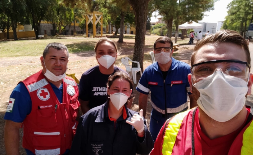 Professoras da FISMA atuam como voluntárias em dia de vacinação contra a gripe