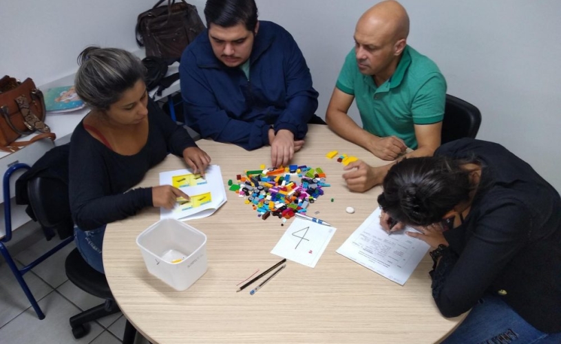 Blocos de Lego como ferramenta para Administração