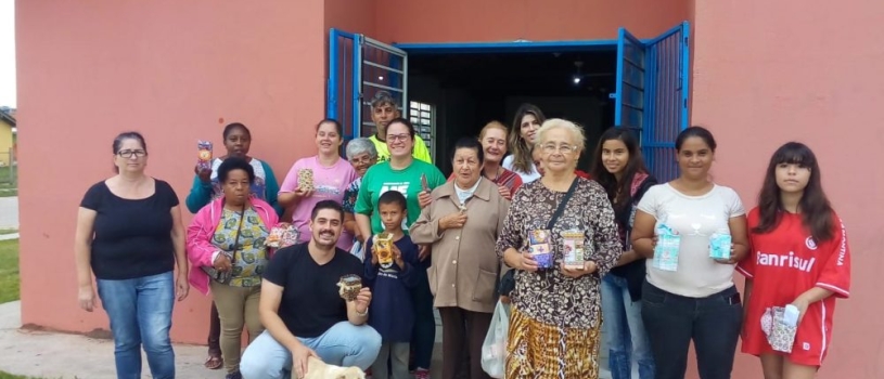 ACADÊMICOS DE PSICOLOGIA DESENVOLVEM O GRUPO TERAPÊUTICO “FAZENDO ARTE”