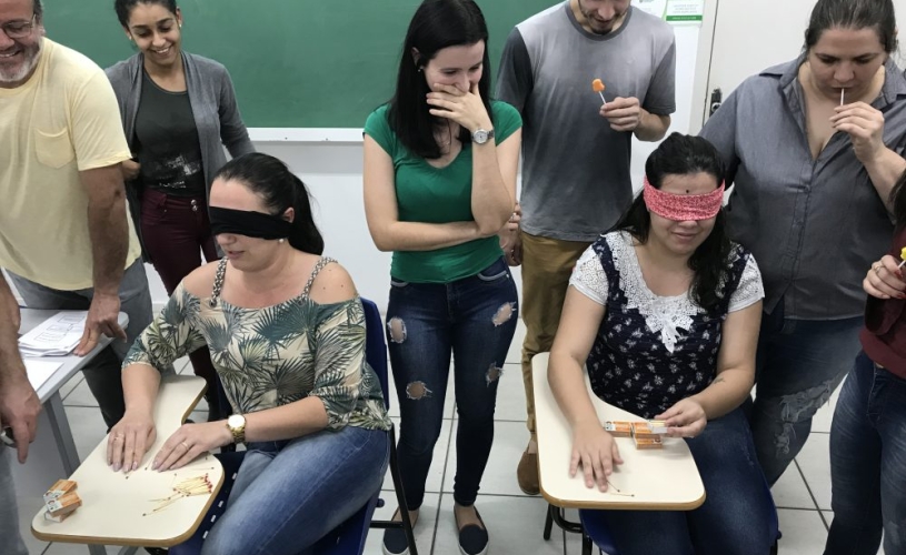 GESTÃO COMERCIAL DESENVOLVE DINÂMICA ENTRE SEMESTRES