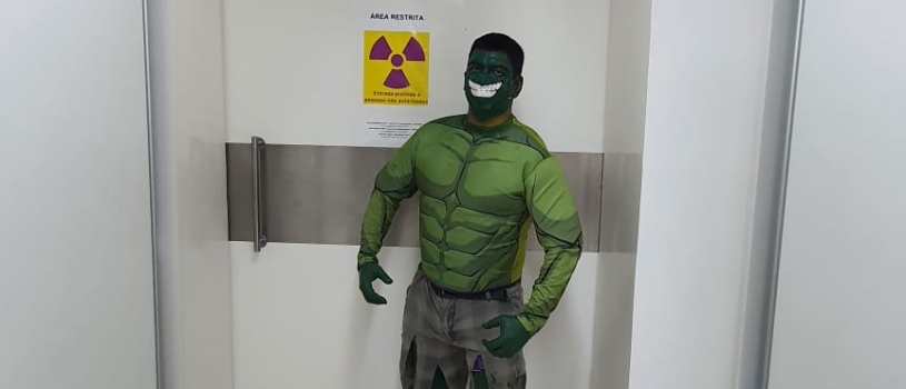 PROFESSOR DA FISMA VIVE DIA DE “Incrível Hulk” PARA ATENDIMENTO A PACIENTE