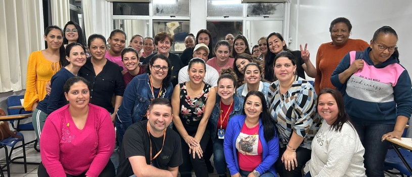 EGRESSOS DO TÉCNICO EM ENFERMAGEM CONVERSAM COM ESTUDANTES