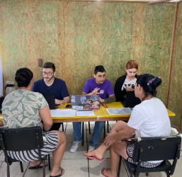 Alunos da FISMA participam de ação extensionista na Casa Fraterna Vila Lídia