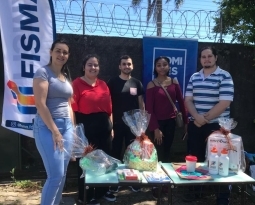 Curso de administração desenvolve atividade junto a feira local