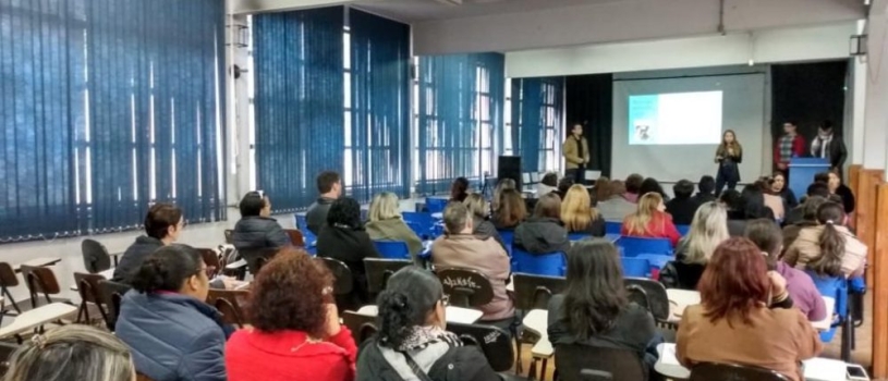PARCERIA ENTRE FISMA E 8ª CRE PROMOVE 1ª FORMAÇÃO INCLUSIVA DE MONITORES DAS ESCOLAS ESTADUAIS DE SM