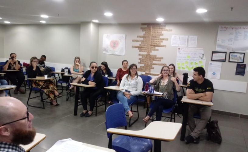 ACADÊMICOS DA PSICOLOGIA PARTICIPAM DE AUDIÊNCIA SIMULADA DE DIVÓRCIO