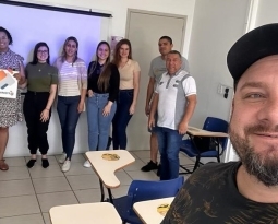 Curso de enfermagem promove bate-papo sobre financiamento da atenção básica