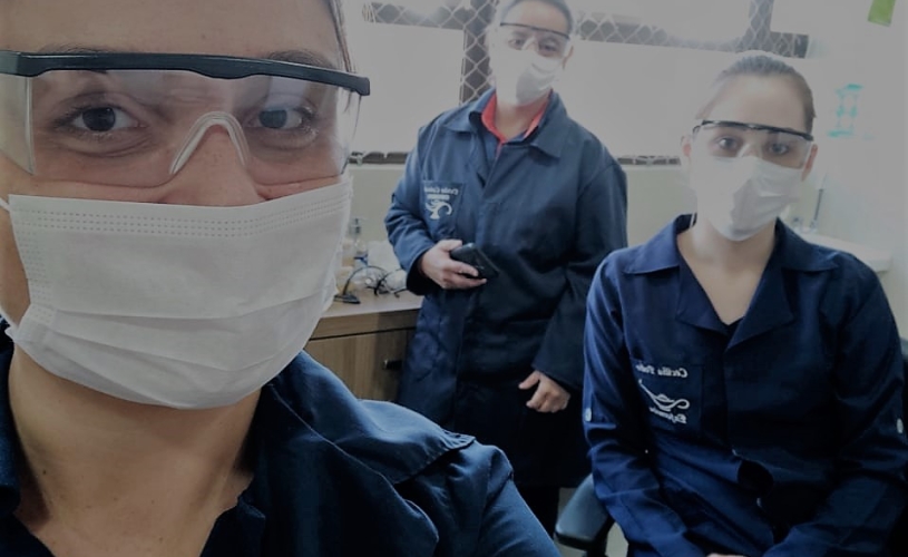 Professoras da FISMA auxiliam na vacinação de profissionais da saúde em Santa Maria